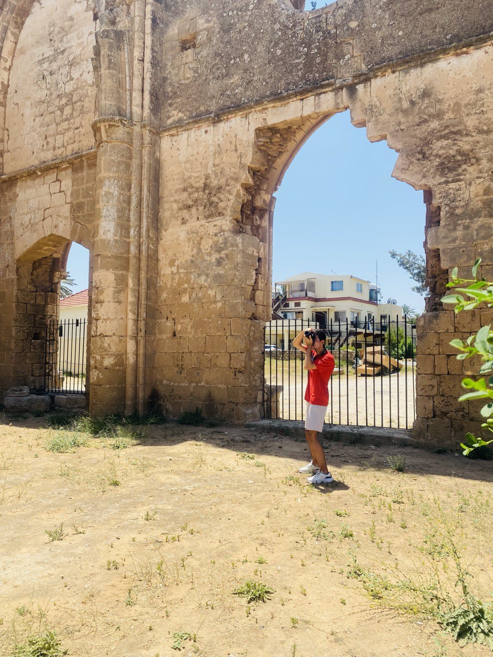 A photo from my Cyprus trip, photographing historical buildings with my Canon EOS 2000D.